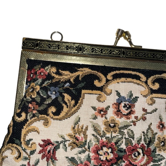 Vintage 1950’s Floral Petite-Point Snap Clutch Tapestry Embroidery Pattern Metal - Picture 2 of 14